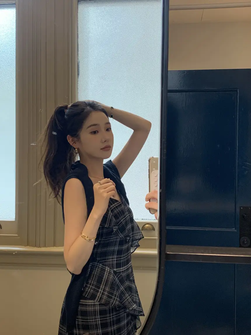 언밸런스 체크 러플 원피스 상세 이미지 27