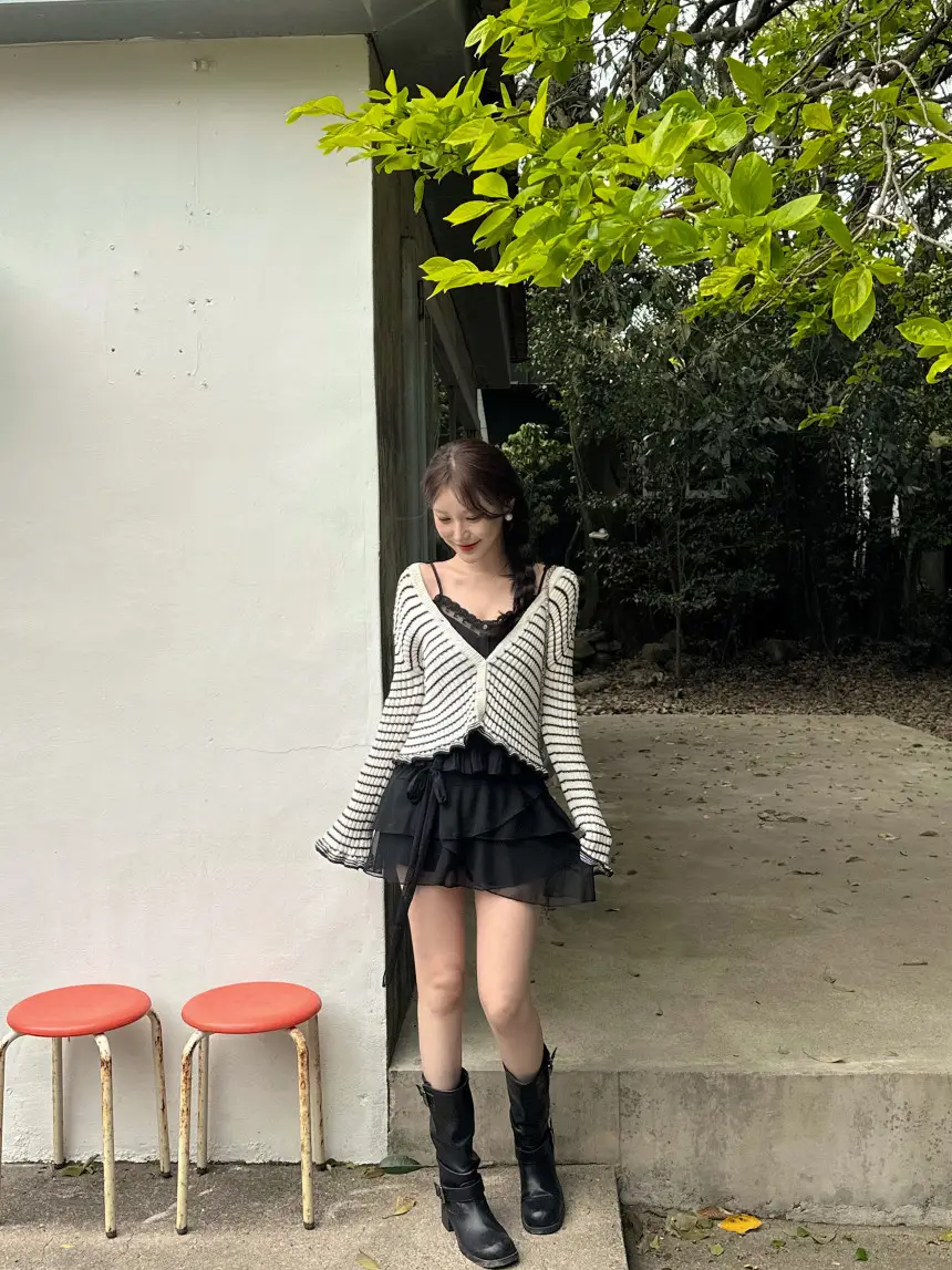 스트라이프 프릴 배색 V넥 니트 가디건 상세 이미지 18