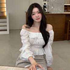 批发<b class='q'>韩国</b>chic春夏新款甜美木耳花边露肩两穿松紧腰百搭衫