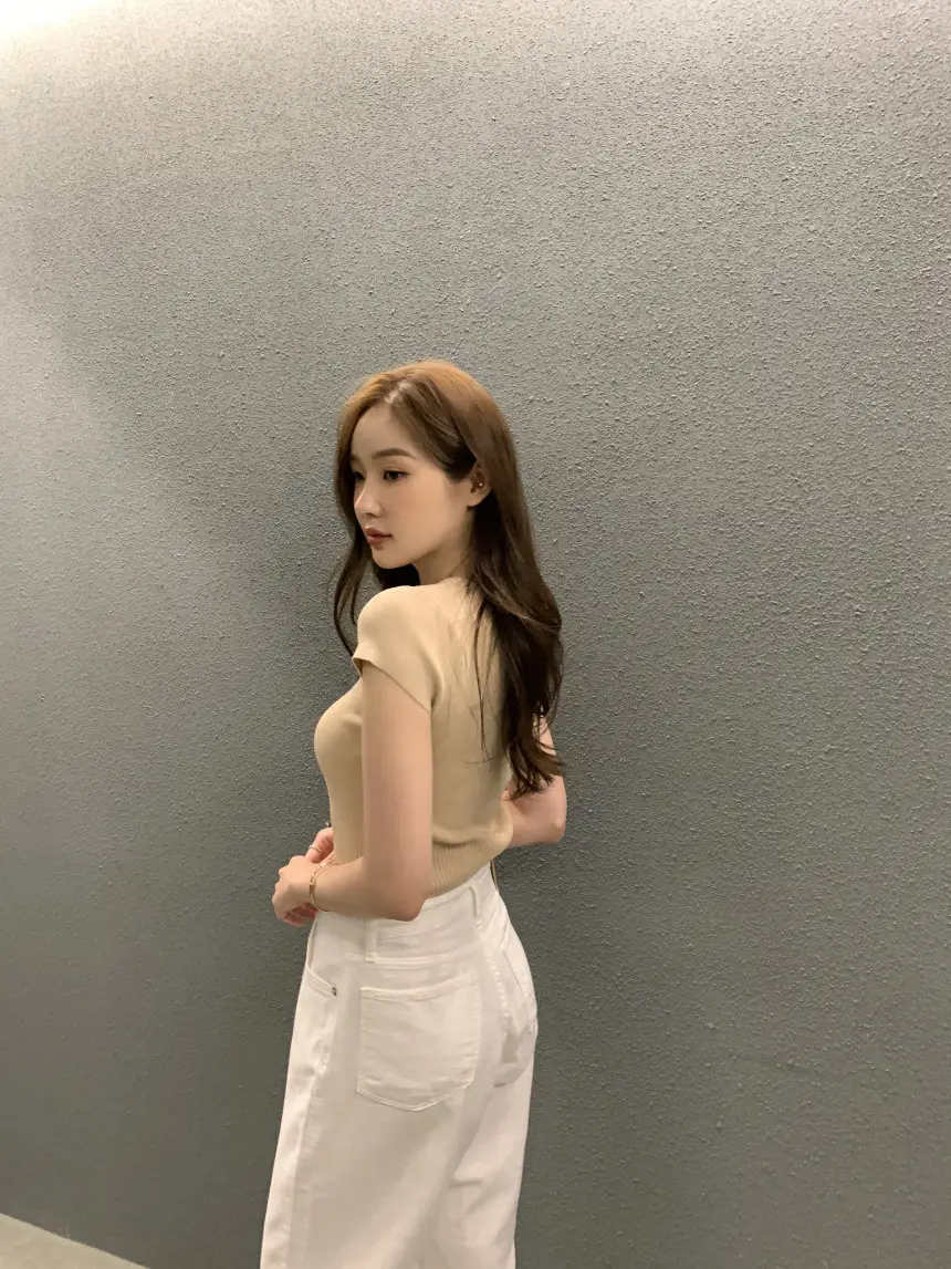 여성용 슬림핏 단추 니트 셔츠 상세 이미지 29