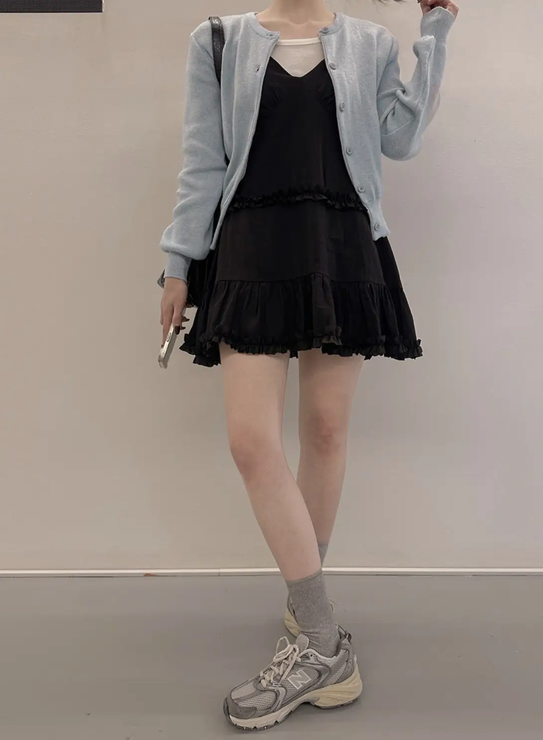 프릴 디테일 민소매 원피스 상세 이미지 50