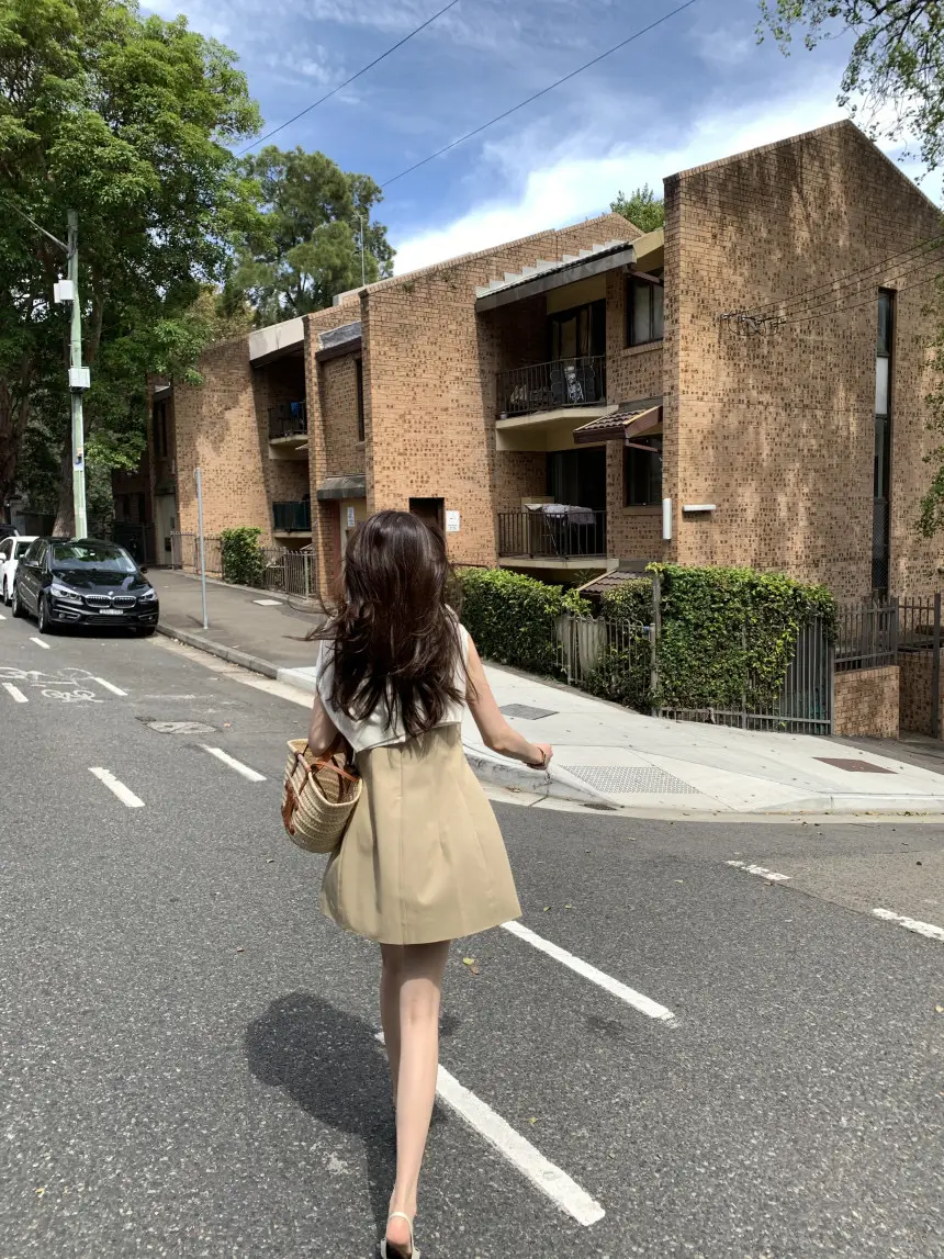 프렌치 심플 라운드넥 민소매 원피스 상세 이미지 21