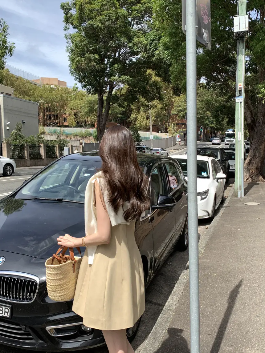 프렌치 심플 라운드넥 민소매 원피스 상세 이미지 22