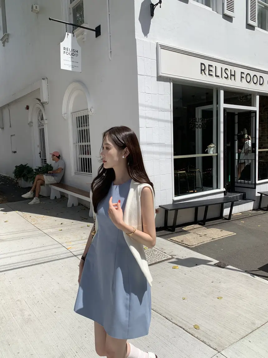 프렌치 심플 라운드넥 민소매 원피스 상세 이미지 36