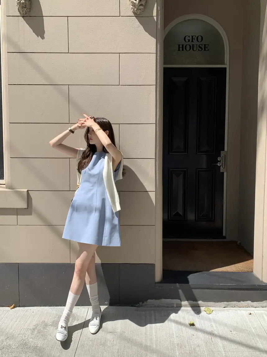 프렌치 심플 라운드넥 민소매 원피스 상세 이미지 57
