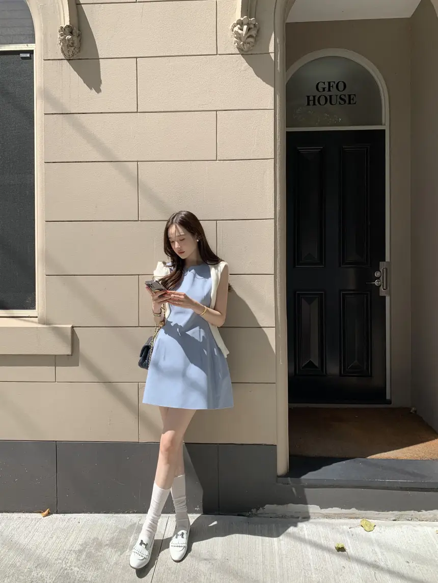 프렌치 심플 라운드넥 민소매 원피스 상세 이미지 60