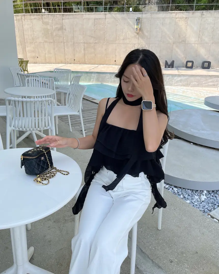 프리미엄 블랙 화이트 프릴 브라탑 셔츠 상세 이미지 23