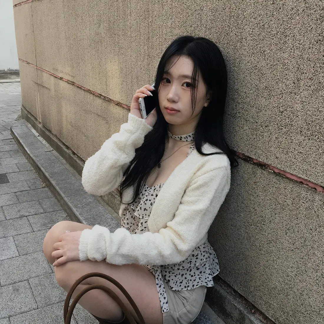 여성용 벨벳 블라우스 상세 이미지 9