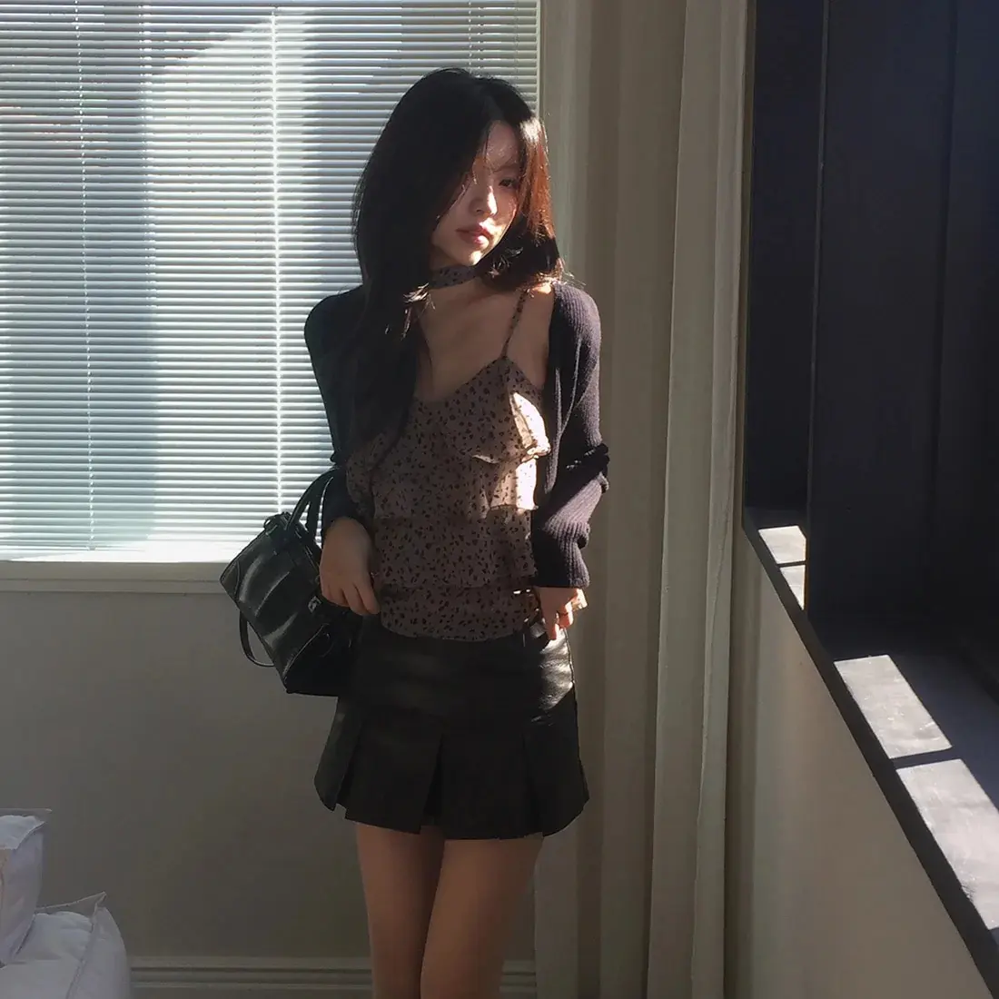 여성용 벨벳 블라우스 상세 이미지 55