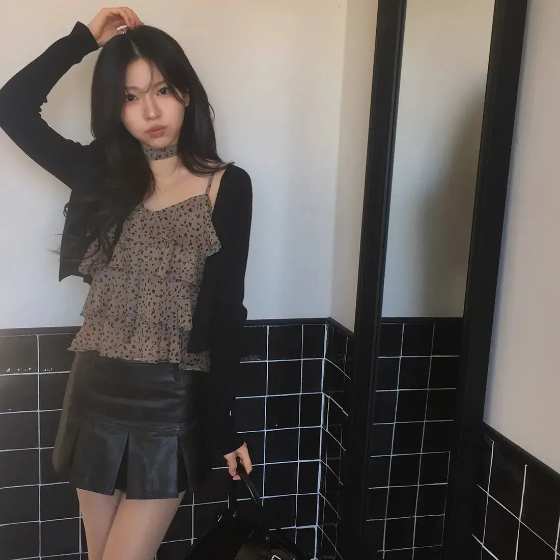 여성용 벨벳 블라우스 상세 이미지 73
