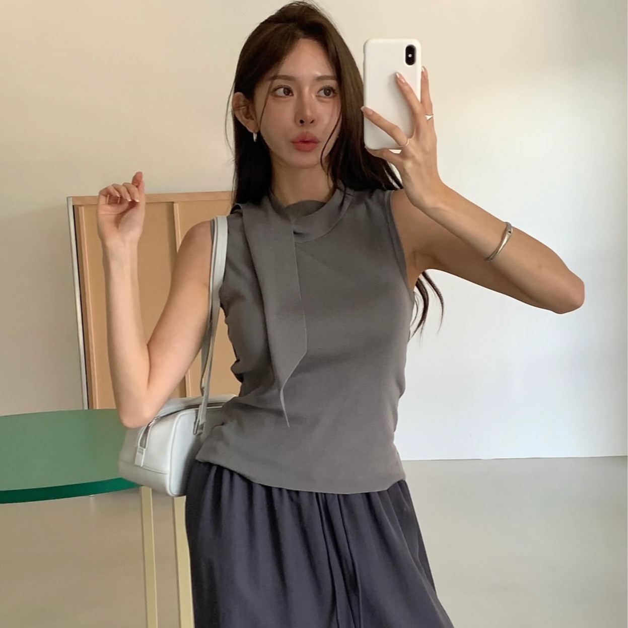 한국 chic 여름 새로운 디자인 센스 리본 칼라 품격 단색 민소매 니트 스웨터