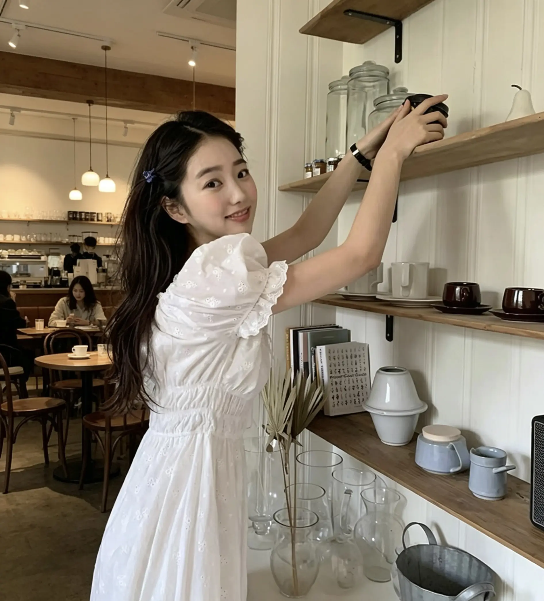 자수 자카드 주름 허리 라인 원피스 상세 이미지 5