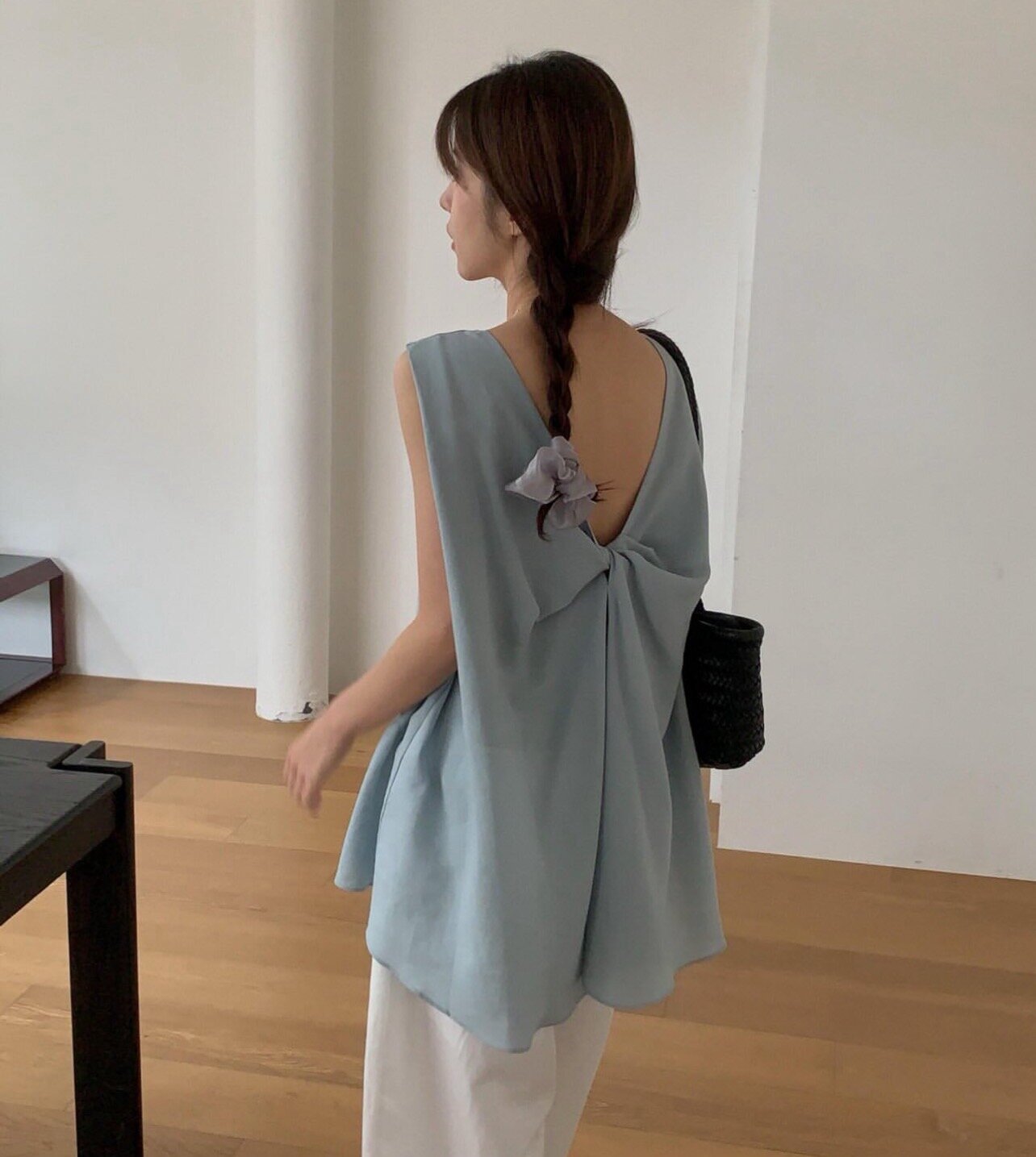 한국 chic 여름 새로운 ins 디자인 센스 문예 팬 뒤로 주름 민소매 조끼 셔츠