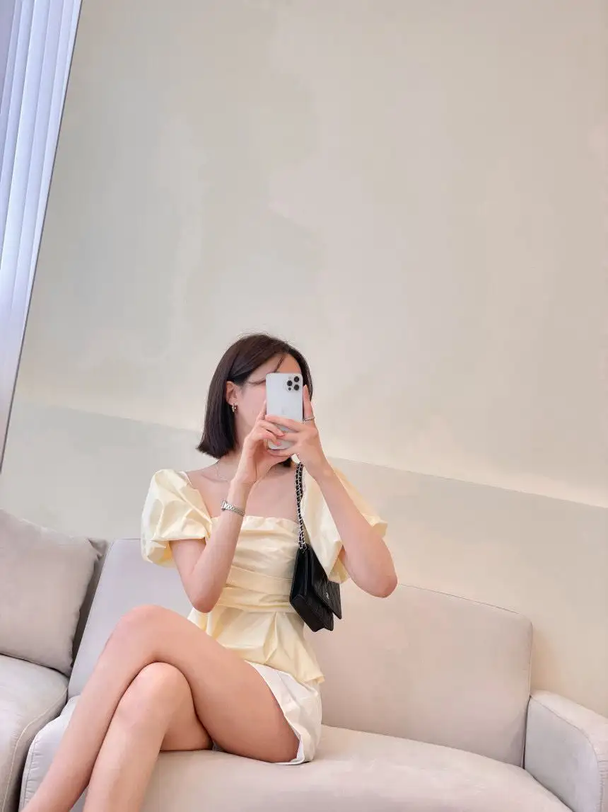 프렌치 오프숄더 튜브탑 민소매 셔츠 상세 이미지 10