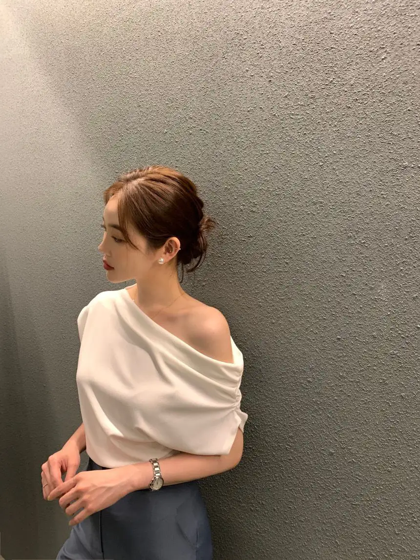 프렌치 원숄더 티셔츠 상세 이미지 18