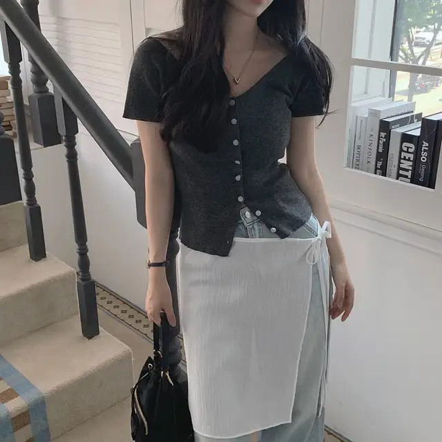 V넥 오프숄더 니트 상세 이미지 27