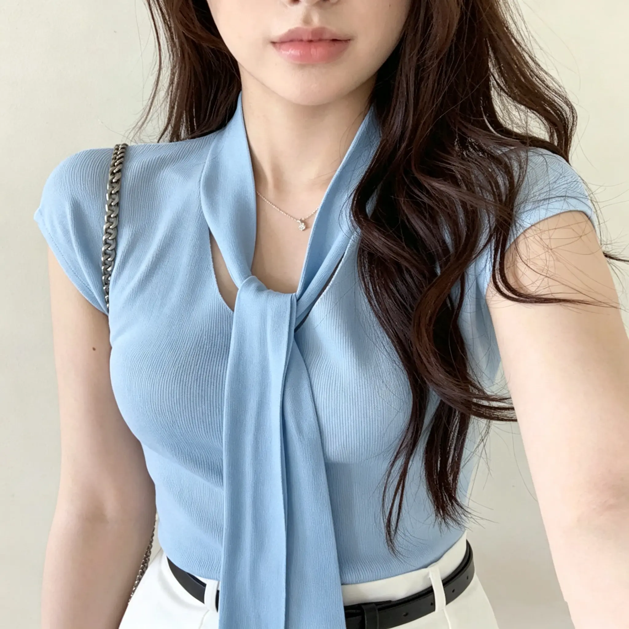 프렌치 스타일 끈 디테일 반소매 니트 상세 이미지 3