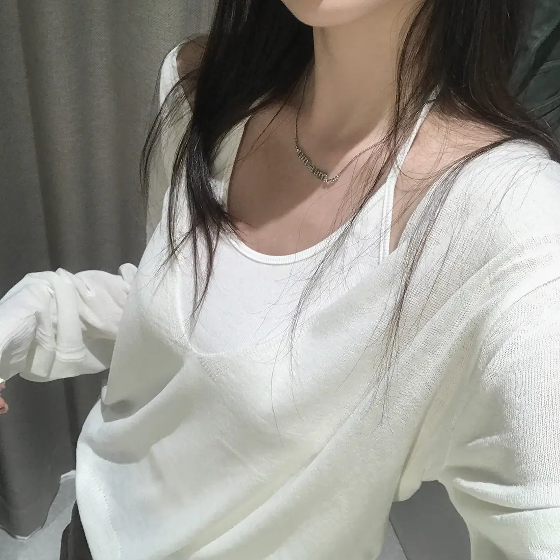 V넥 긴소매 니트 상세 이미지 17