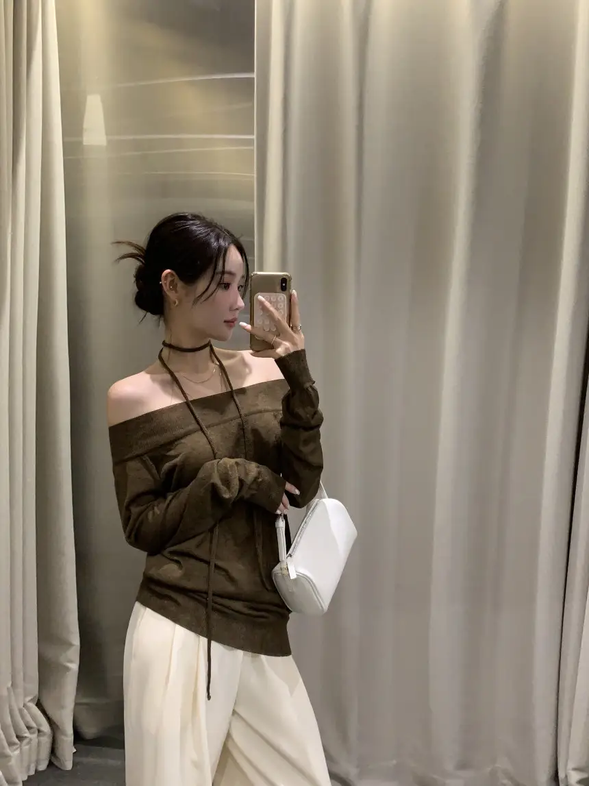 홀터넥 오프숄더 얇은 니트 상세 이미지 19