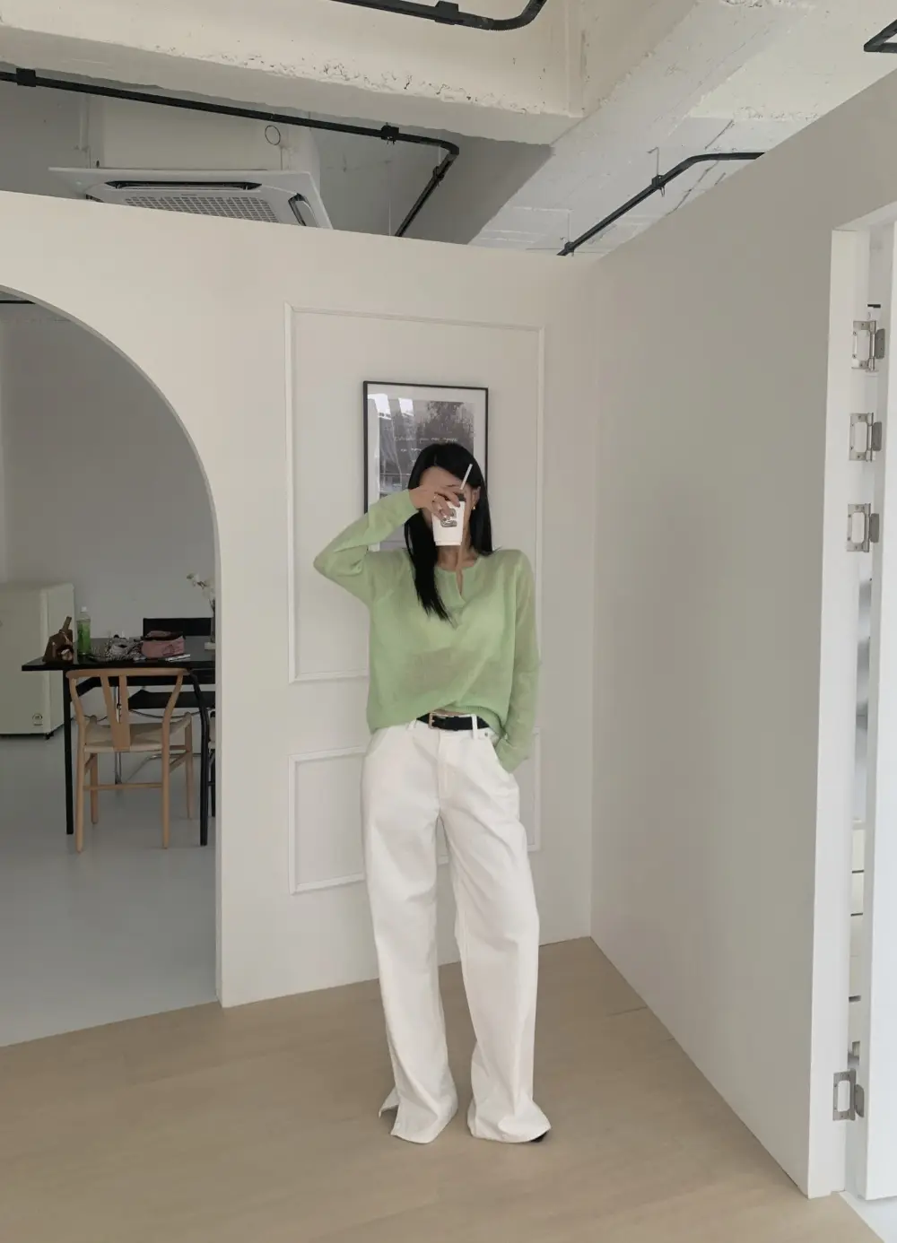 V넥 긴소매 니트 상세 이미지 4
