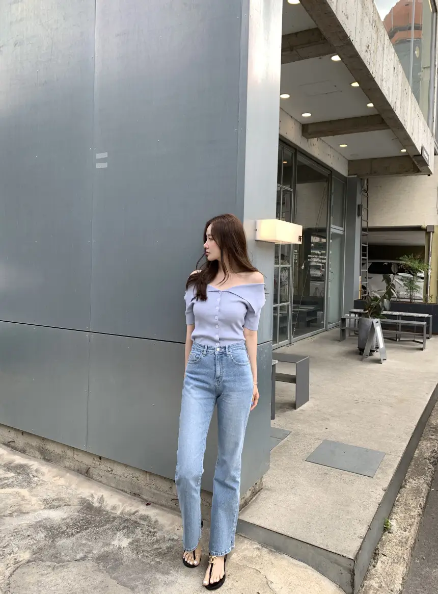 오프숄더 반소매 니트 상세 이미지 17