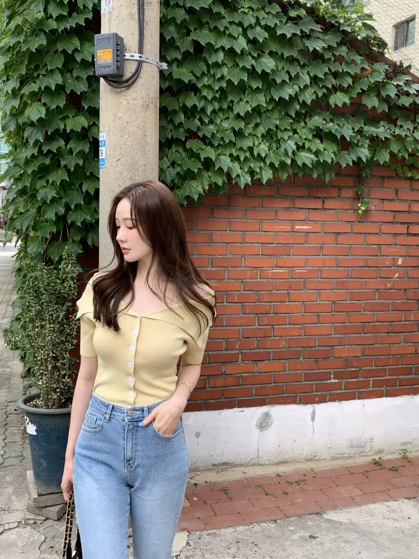 오프숄더 반소매 니트 상세 이미지 19
