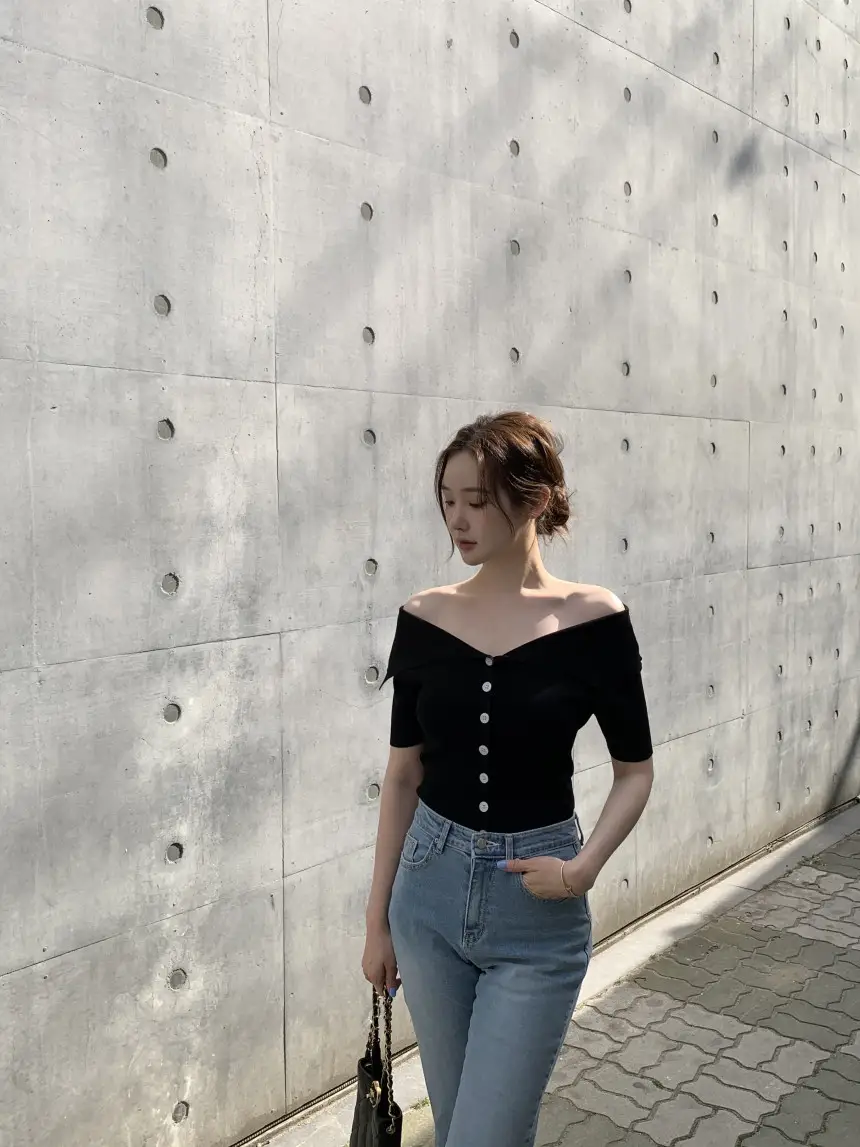 오프숄더 반소매 니트 상세 이미지 45