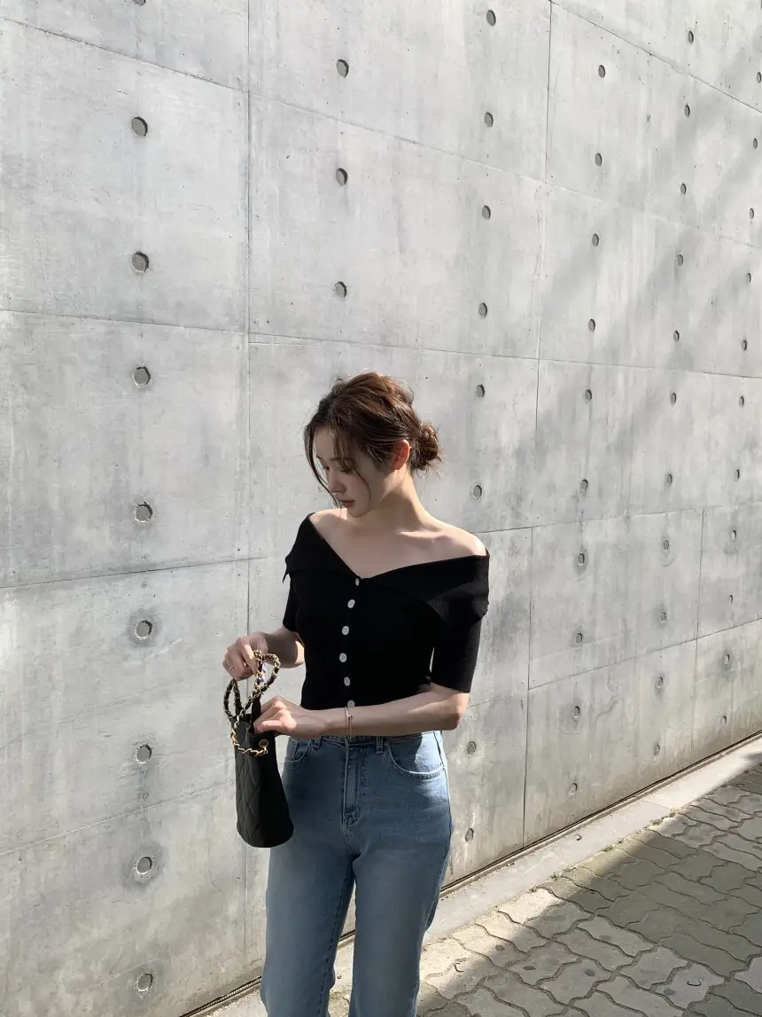 오프숄더 반소매 니트 상세 이미지 50