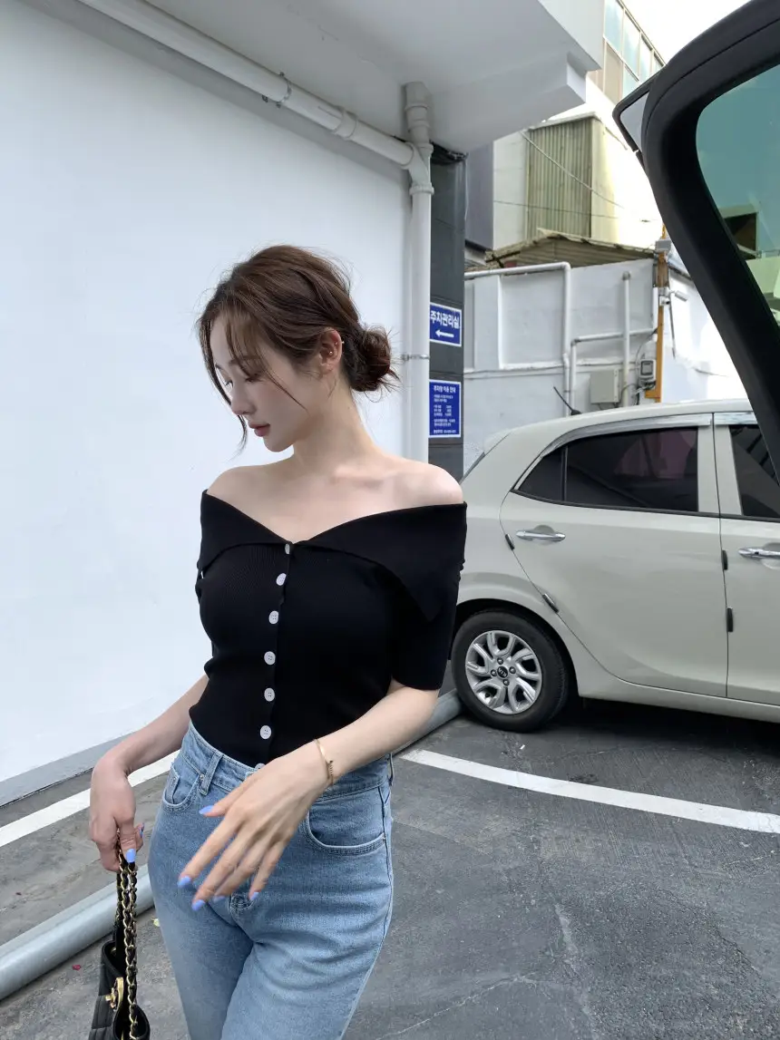 오프숄더 반소매 니트 상세 이미지 59