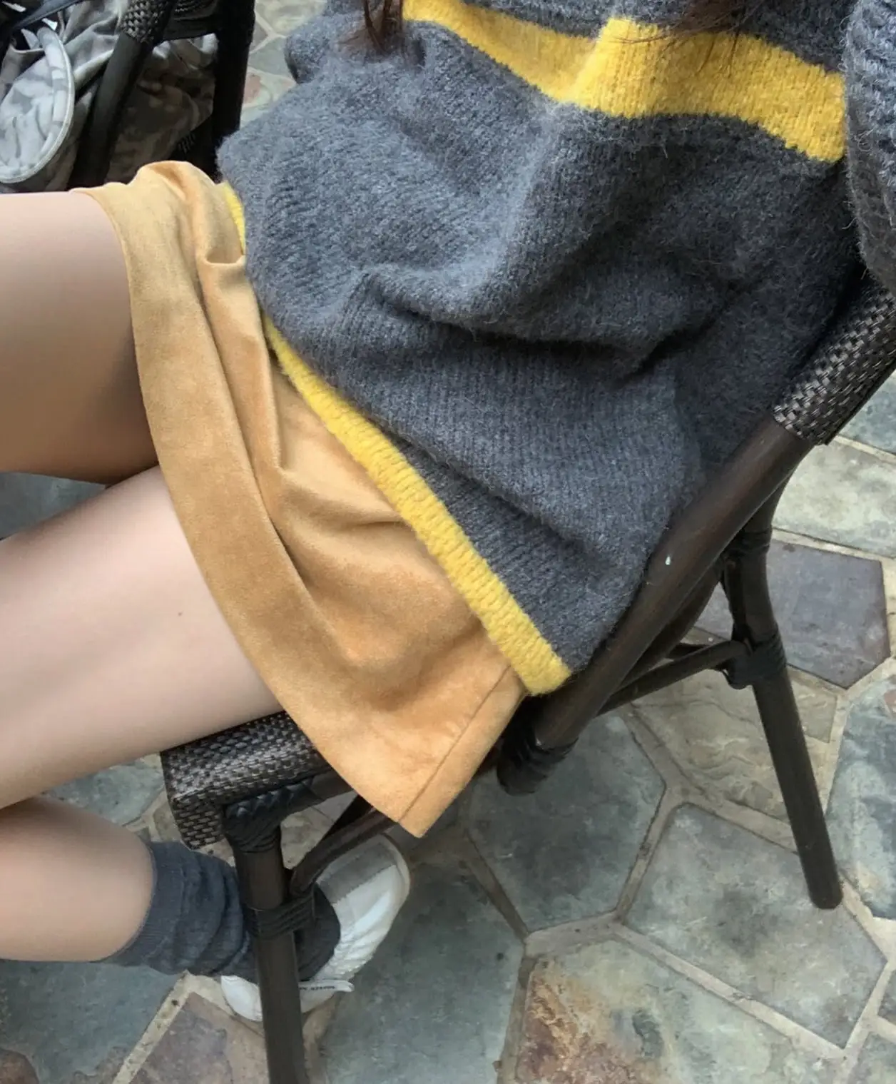 스탠드 칼라 지퍼 배색 루즈핏 니트 상세 이미지 20
