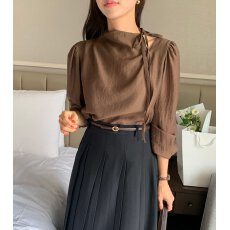 批发已出货尺码更新<b class='q'>韩国</b>chic秋季新款韩系侧边系带领设计长袖衫