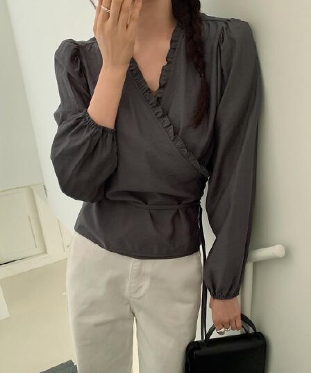 한국 chic 가을 새로운 ins 디자인 센스 목이버섯 경 사진 허리 레이스업 슬림해 보이는 셔츠