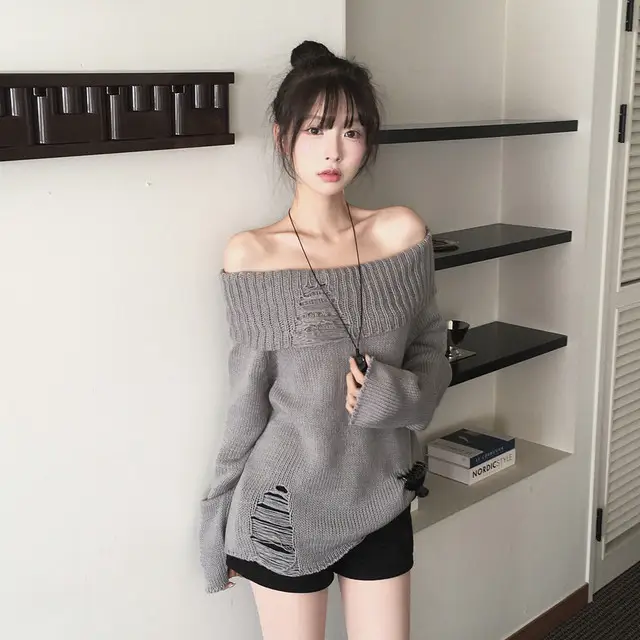 오프숄더 디스트로이드 니트 상세 이미지 7