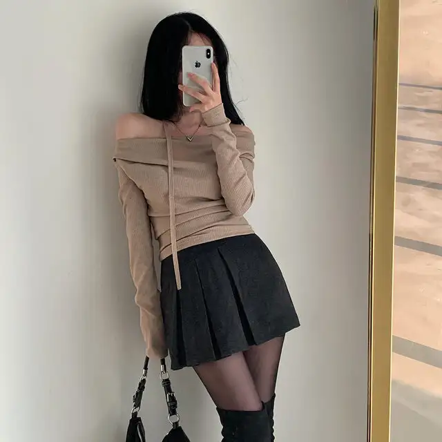 레트로 오프숄더 긴소매 티셔츠 (4color) 상세 이미지 9