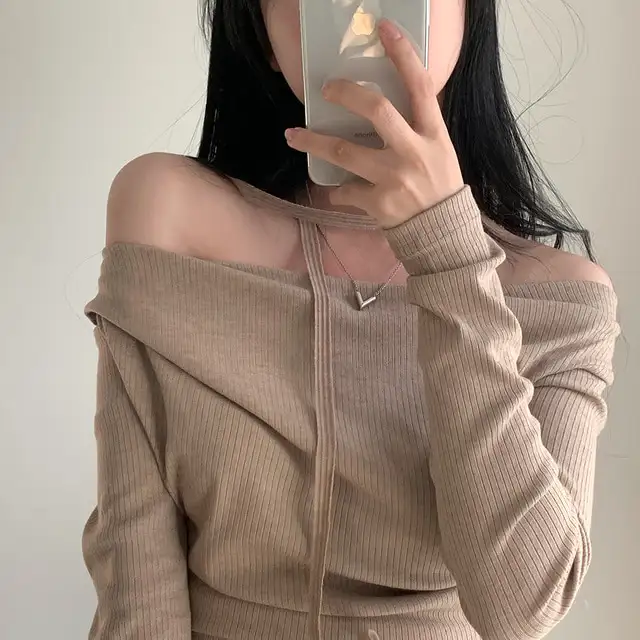레트로 오프숄더 긴소매 티셔츠 (4color) 상세 이미지 17
