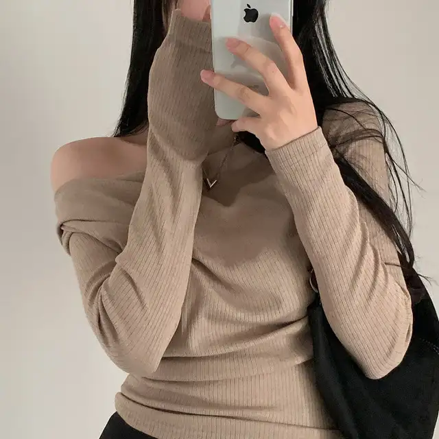 레트로 오프숄더 긴소매 티셔츠 (4color) 상세 이미지 18