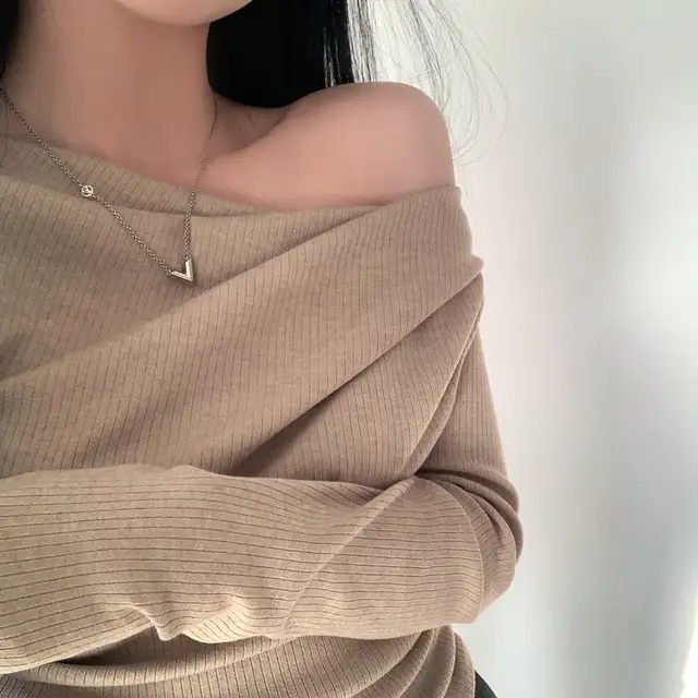 레트로 오프숄더 긴소매 티셔츠 (4color) 상세 이미지 20