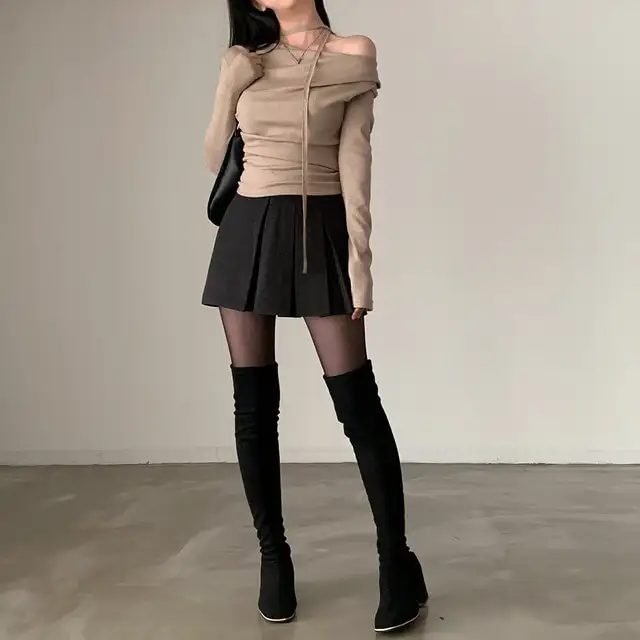 레트로 오프숄더 긴소매 티셔츠 (4color) 상세 이미지 30