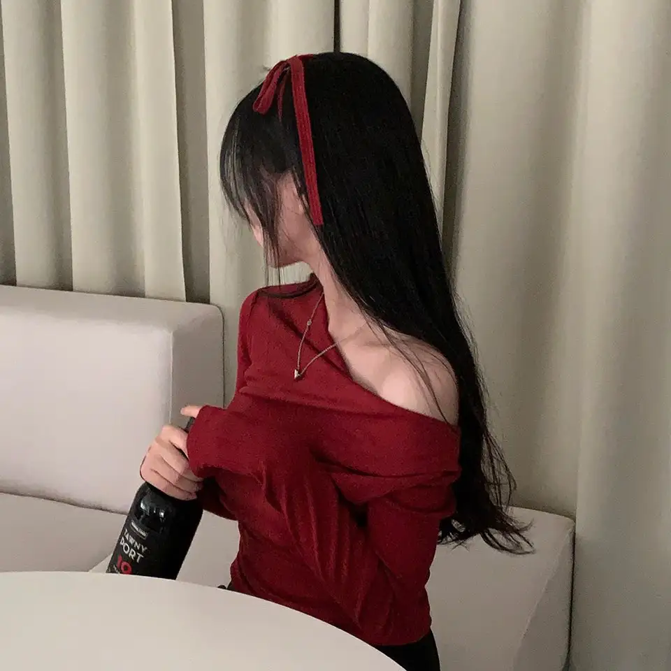 레트로 오프숄더 긴소매 티셔츠 (4color) 상세 이미지 33