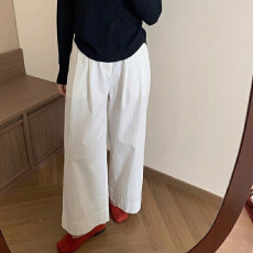 批发不透不显胖的白色阔腿裤，梨形<b class='q'>身材</b>闭眼入