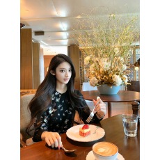 批发OKMASHOP 仲夏夜之梦 刺绣圆领毛衣女<b class='q'>春</b>季气质修身显瘦套头针织衫