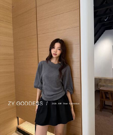 2026 가을 프랑스식 고급 센스 미니멀리즘 루즈핏 슬림해 보이는 Chic 라운드 넥 7부 소매 니트 스웨터 벌룬 소매 맨위