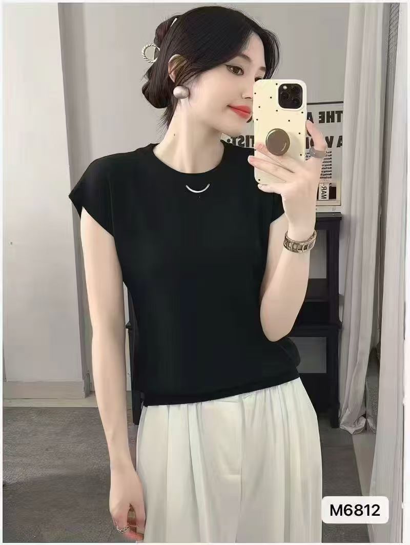 달콤한 핫걸 단색 작은 날다 소매 금속 홀로우 아웃 니트 맨위 2026 봄 아모이 ins 트렌디 ootd 다용도 숙녀 k