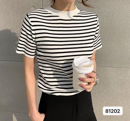 한 일본식 ootd 스트라이프 프릴 다용도 작은 터틀넥 2026 봄 아모이 ins 트렌디 출퇴근 문예 청 니트 y