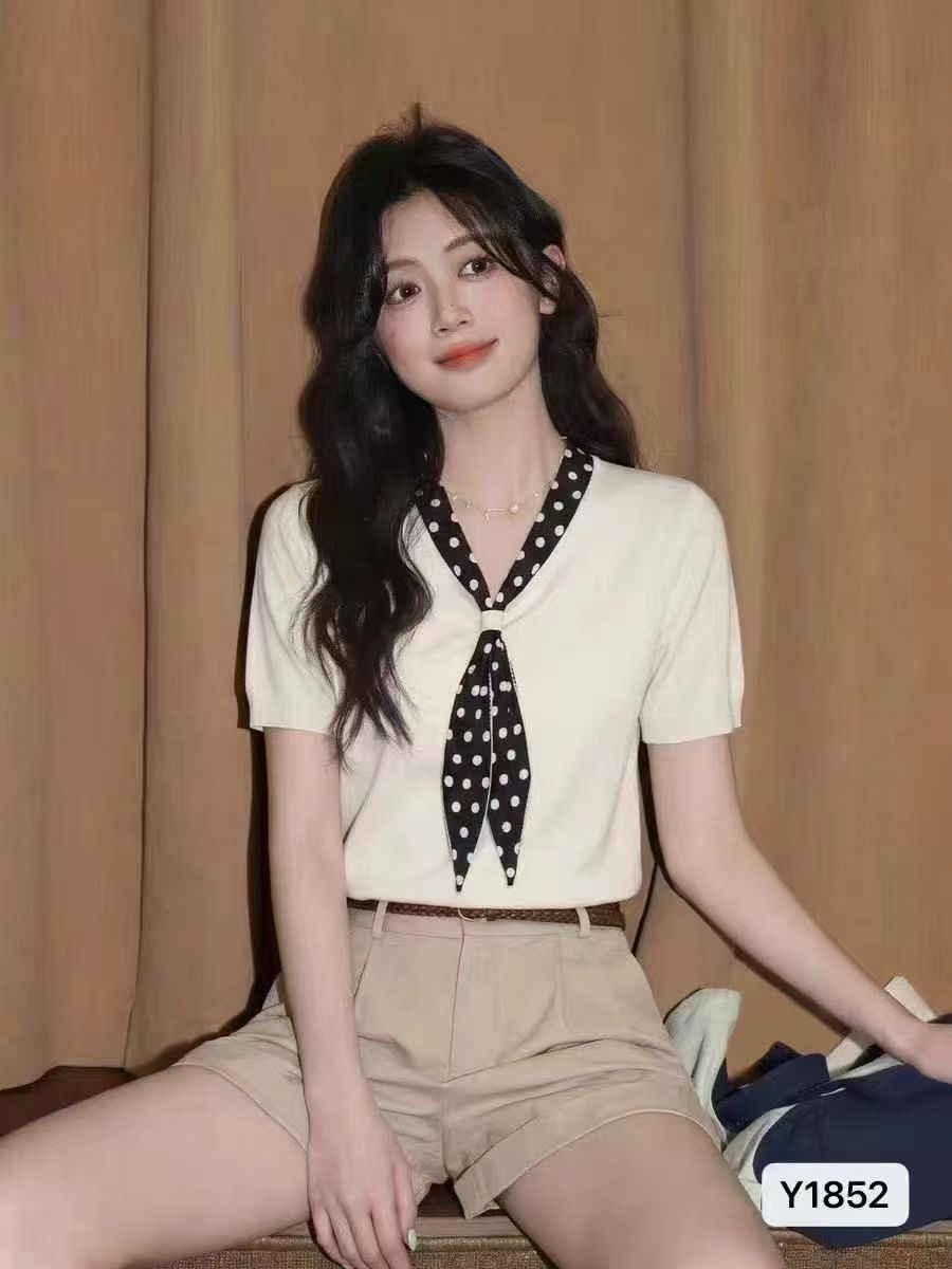 한 부서 학원 스타일 도트 무늬 칼라 니트 풀오버 반팔 2026 여름 가을 새로운 예술 작은 청신 ins 트렌디 다용도 합격 q