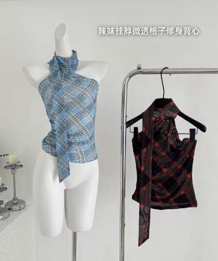 체크무늬 곡물 행침 목 조끼 한일 ootd 비스듬한 칼라 오프숄더 천년기 2026 아모이 ins 트렌디 스트랩 주름 장식 디자인 g
