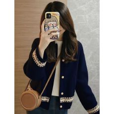 批发2025新款爆款藏蓝色小香风巨好看的独特漂亮翻领棒球服<b class='q'>外套</b>女秋冬