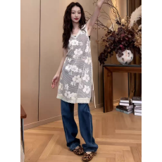 批发大码女装法式蕾丝刺绣无袖叠穿中长款吊带背心胖mm巨显瘦打底<b class='q'>上衣</b>