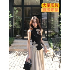 批发新中式国风黑色<b class='q'>镂空</b>蕾丝无袖背心上衣女2026春夏新款修身显瘦t恤