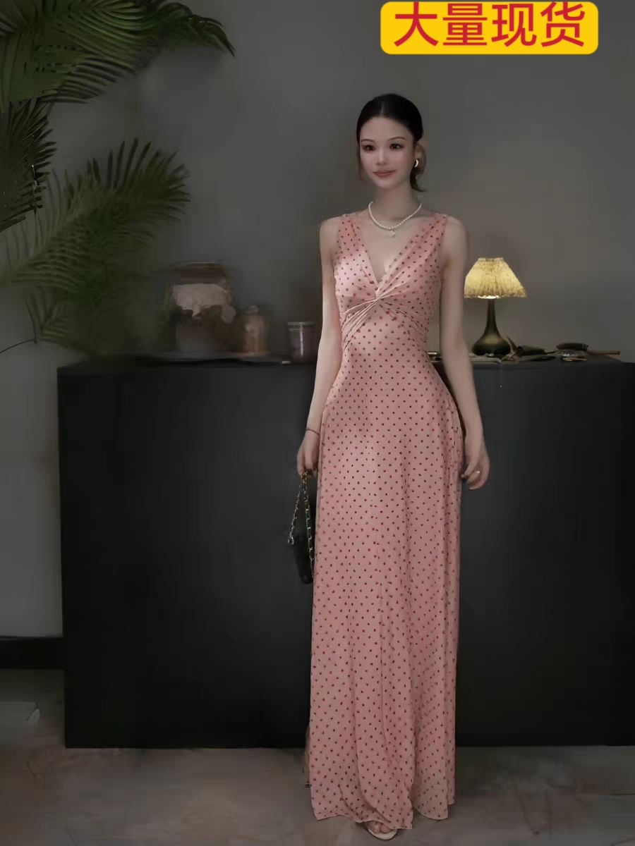 instahot 프랑스식 섬 휴가 바람 도트 무늬 드레스 2026 여름 새로운 부드러운 바람 데이트 롱 스커트